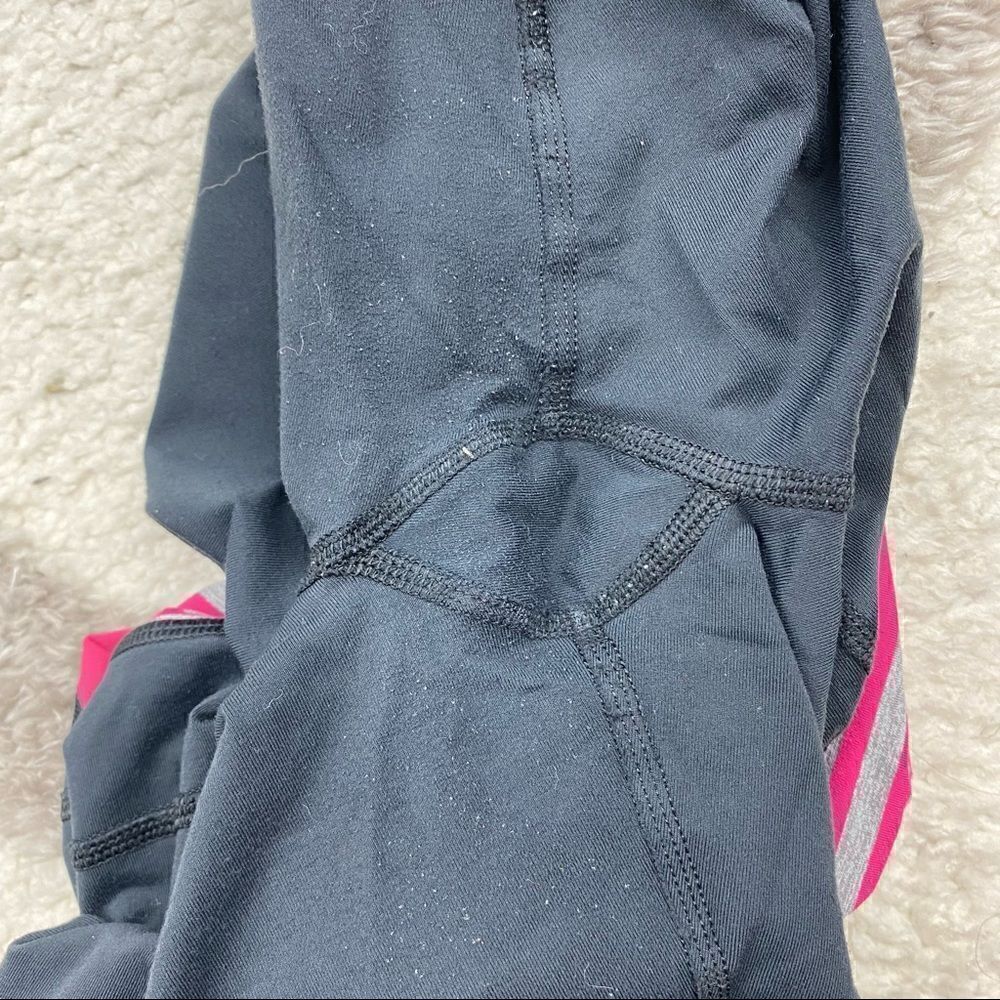 Lululemon Cropped Pants - Picture 5 of 6